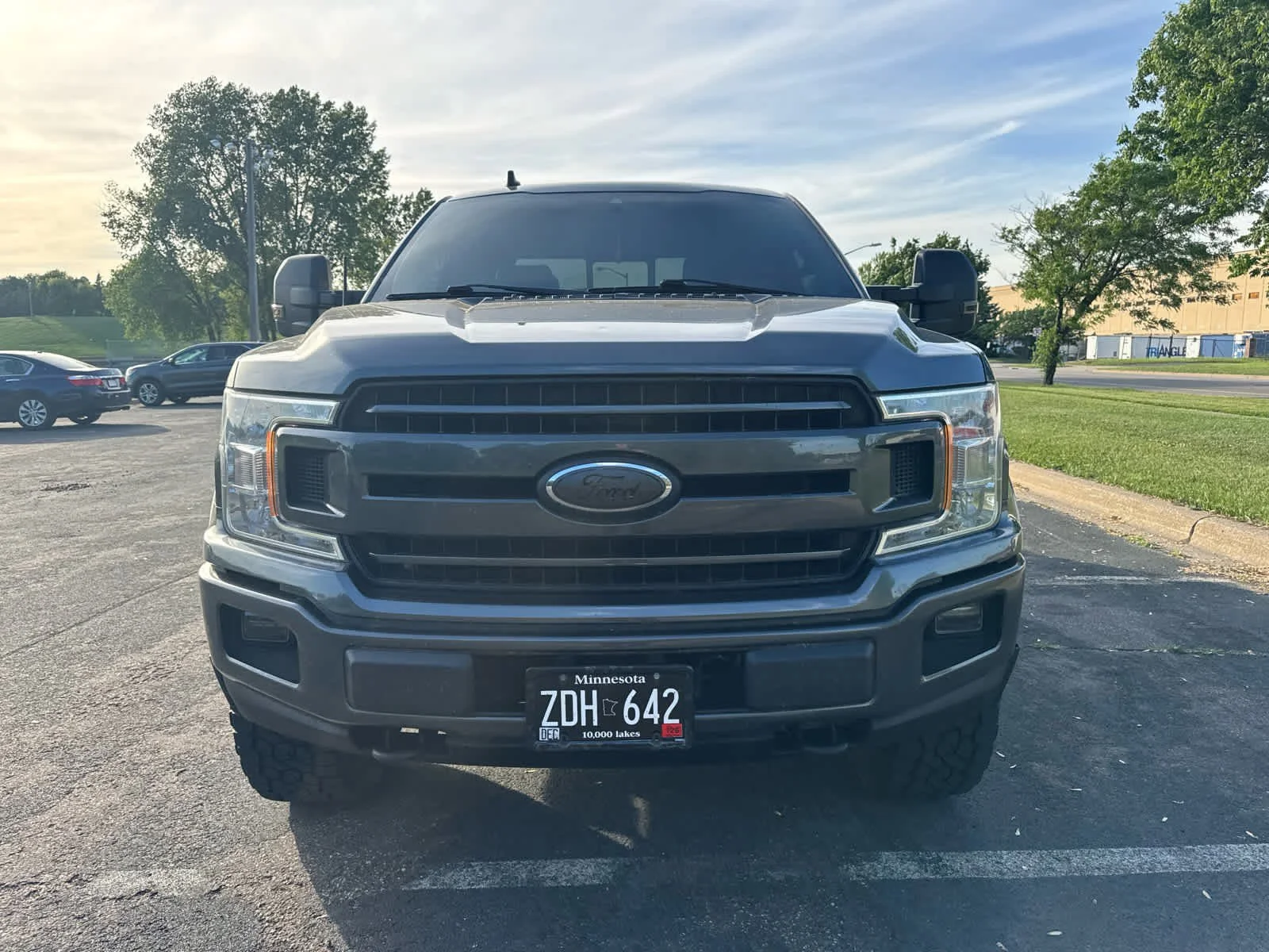 Used 2019 Magnetic Metallic Ford XLT image 2