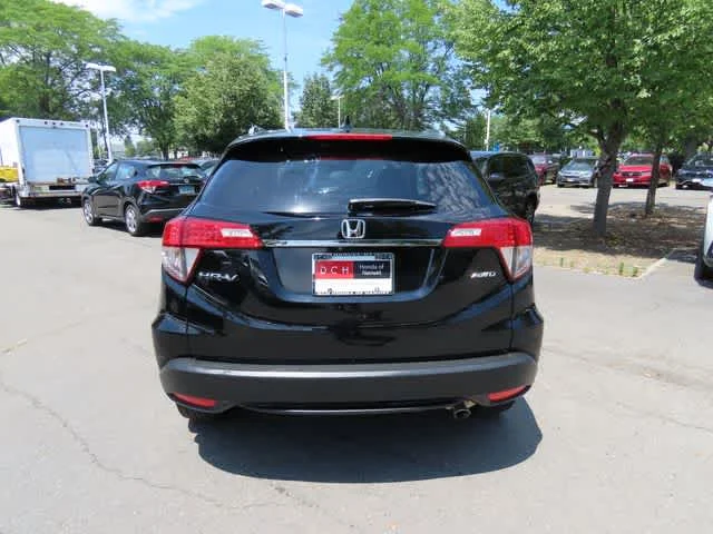 Used 2020 Crystal Black Pearl Honda EX image 5