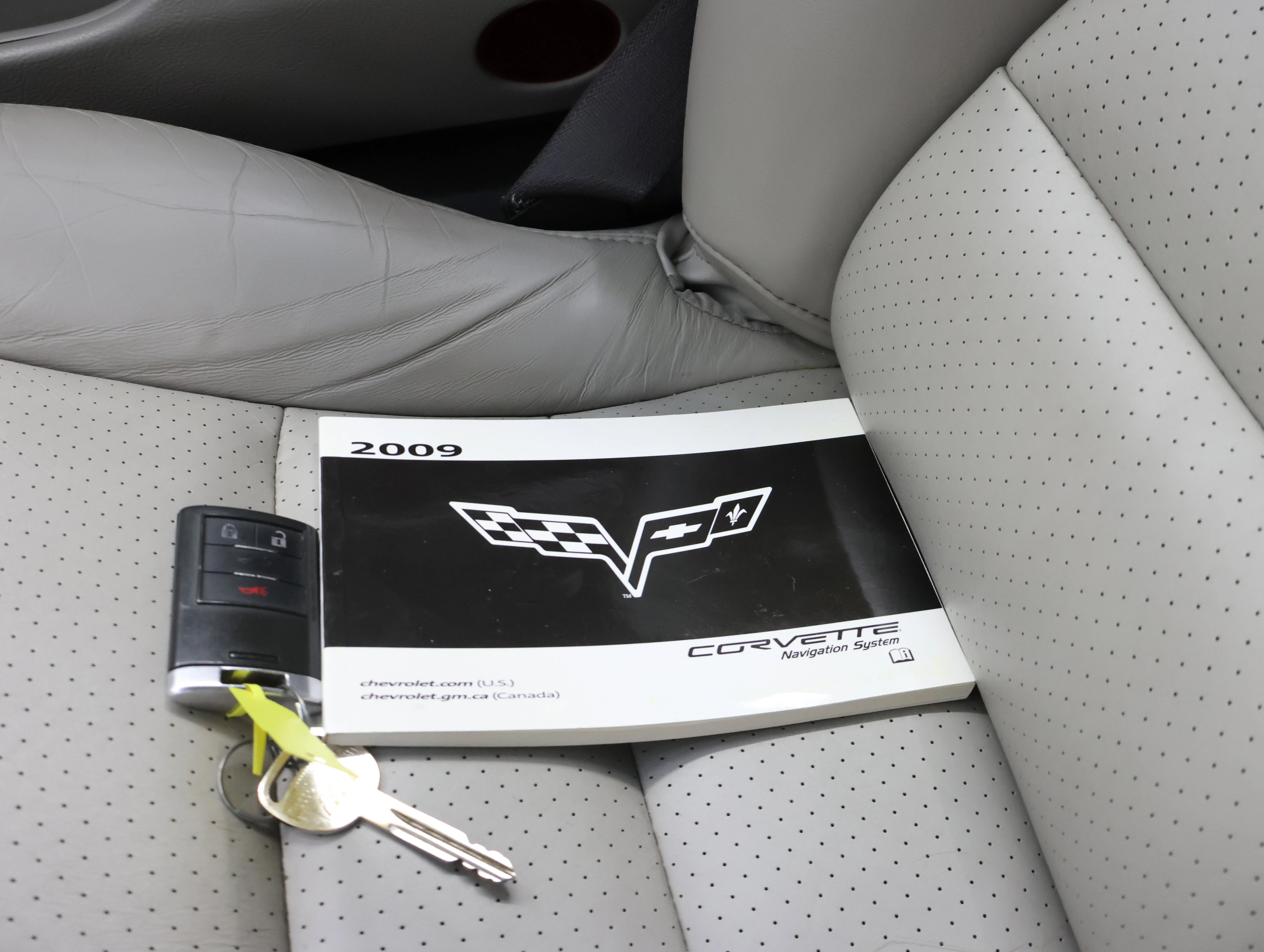 Used 2009 Blade Silver Metallic Chevrolet Base image 41