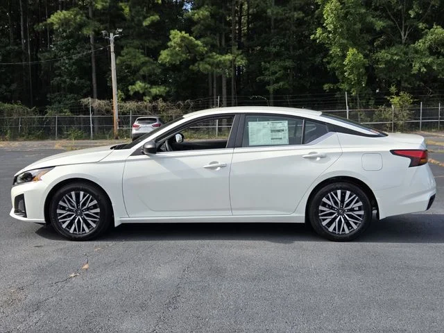 New 2026 Pearl White TriCoat Nissan SV image 2