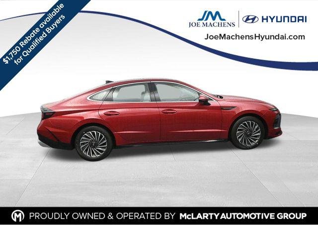 New 2026 Red Hyundai SEL image 10