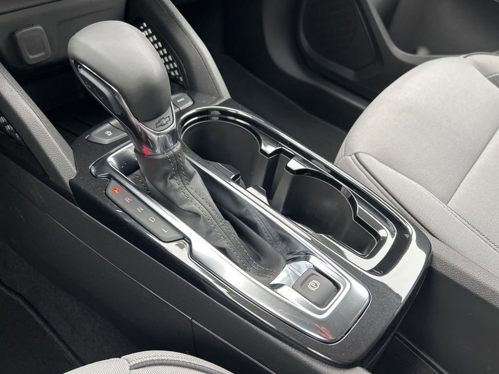New 2026 Summit White Chevrolet LT image 35