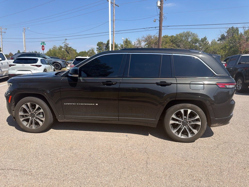 Used 2024 Brown Jeep Overland image 8