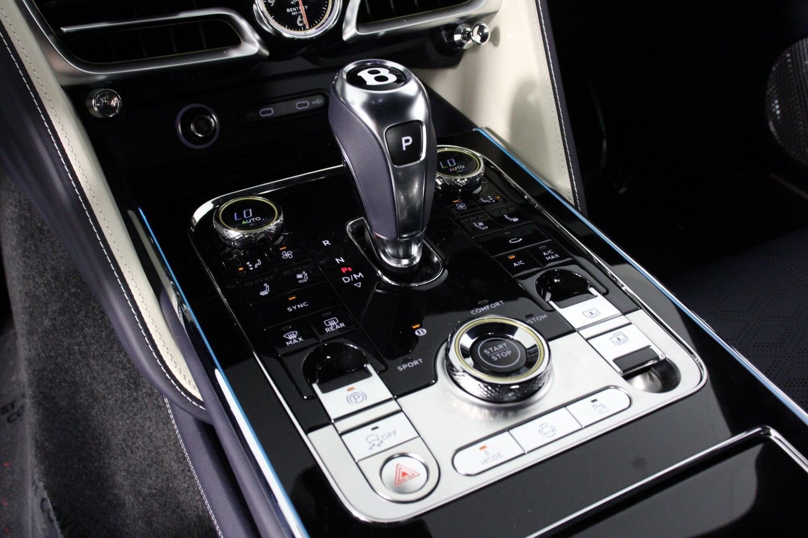 2025 Bentley Flying Spur Speed - Photo 13