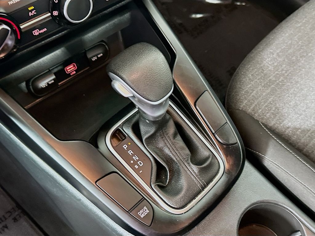 Used 2021 Sparkling Silver Kia S image 17
