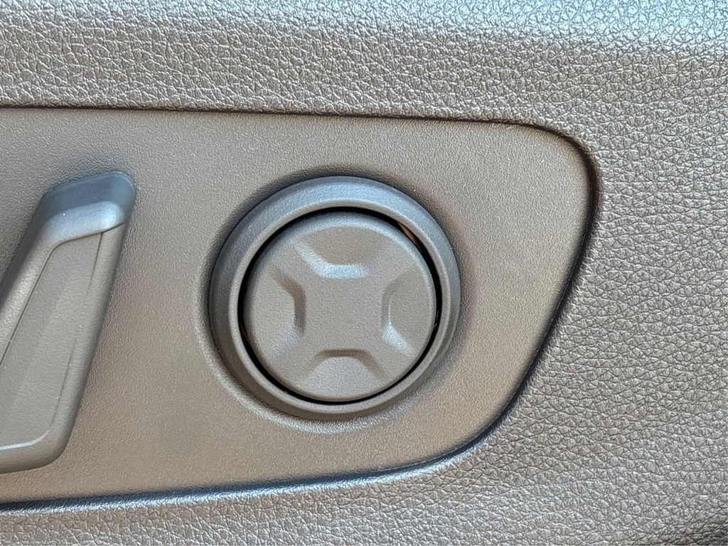 2026 Kia Carnival EX - Photo 15