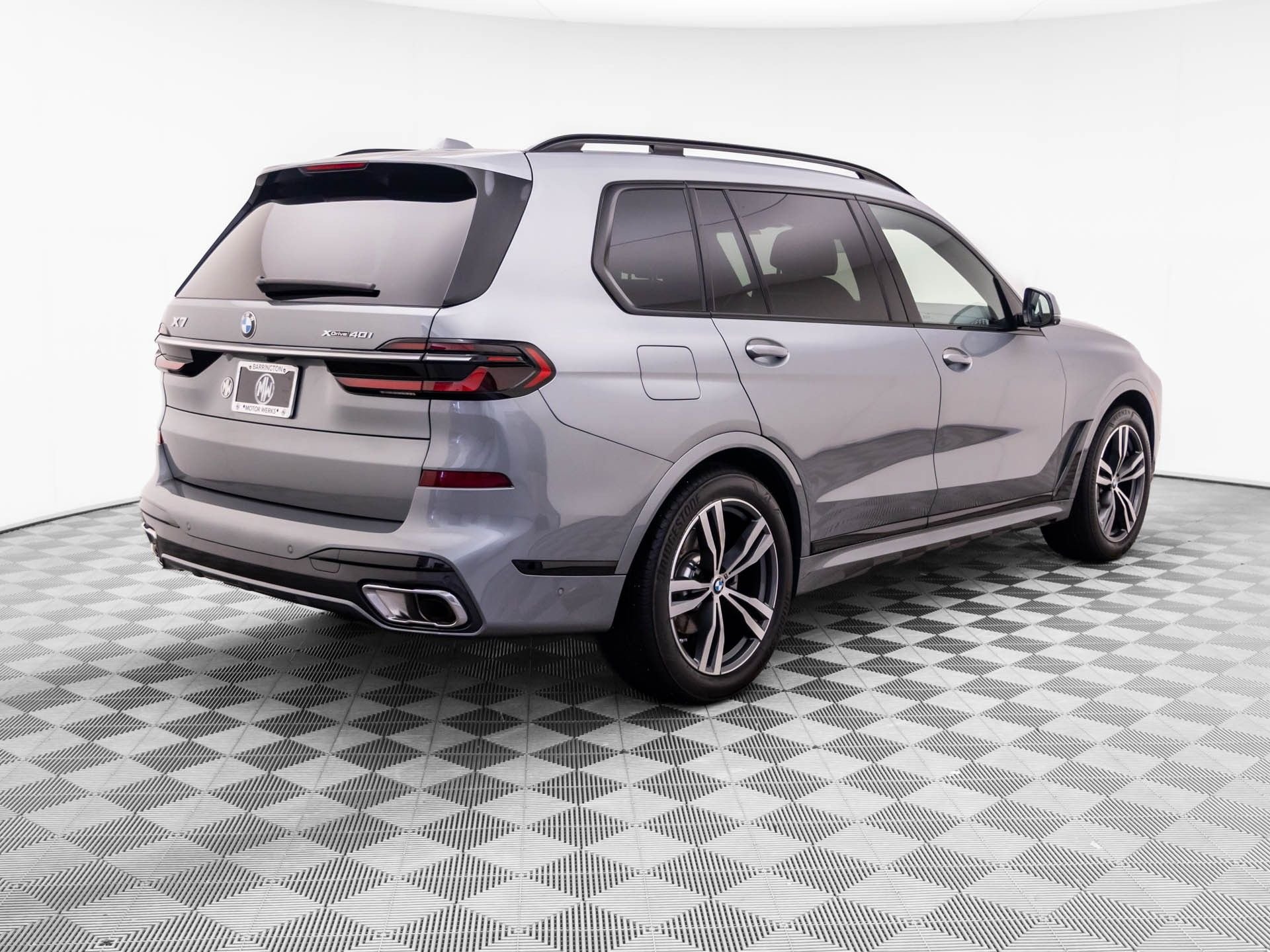 Certified Used 2026 Skyscraper Grey Metallic BMW xDrive40i image 5