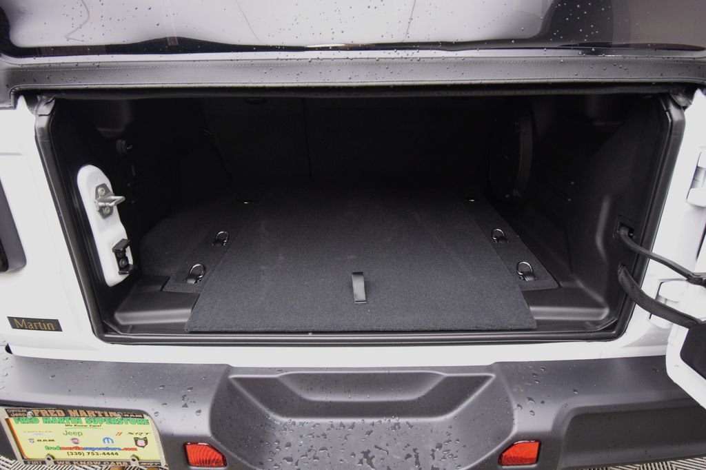 New 2026 Bright White Clearcoat Jeep  image 39