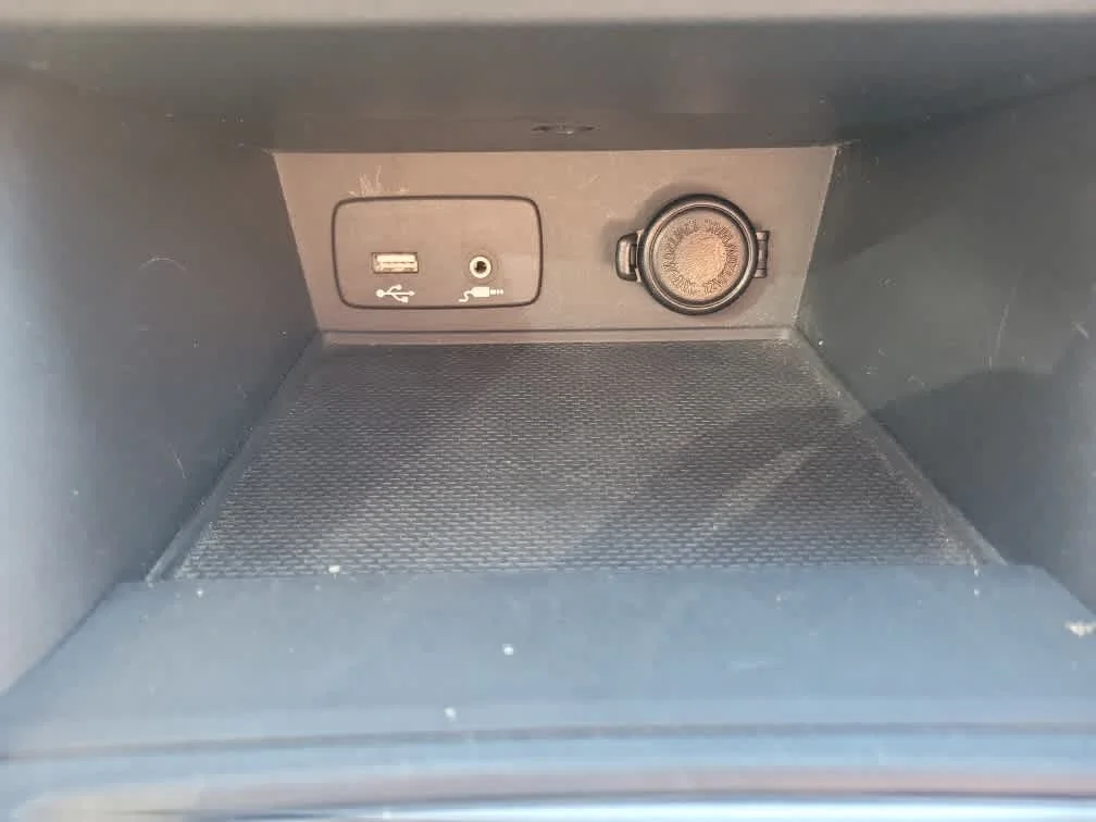 Used 2023 Crystal White Pearl Subaru  image 14