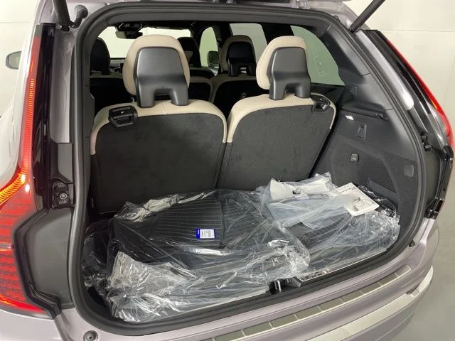 2026 Volvo XC90 Plus - Photo 42