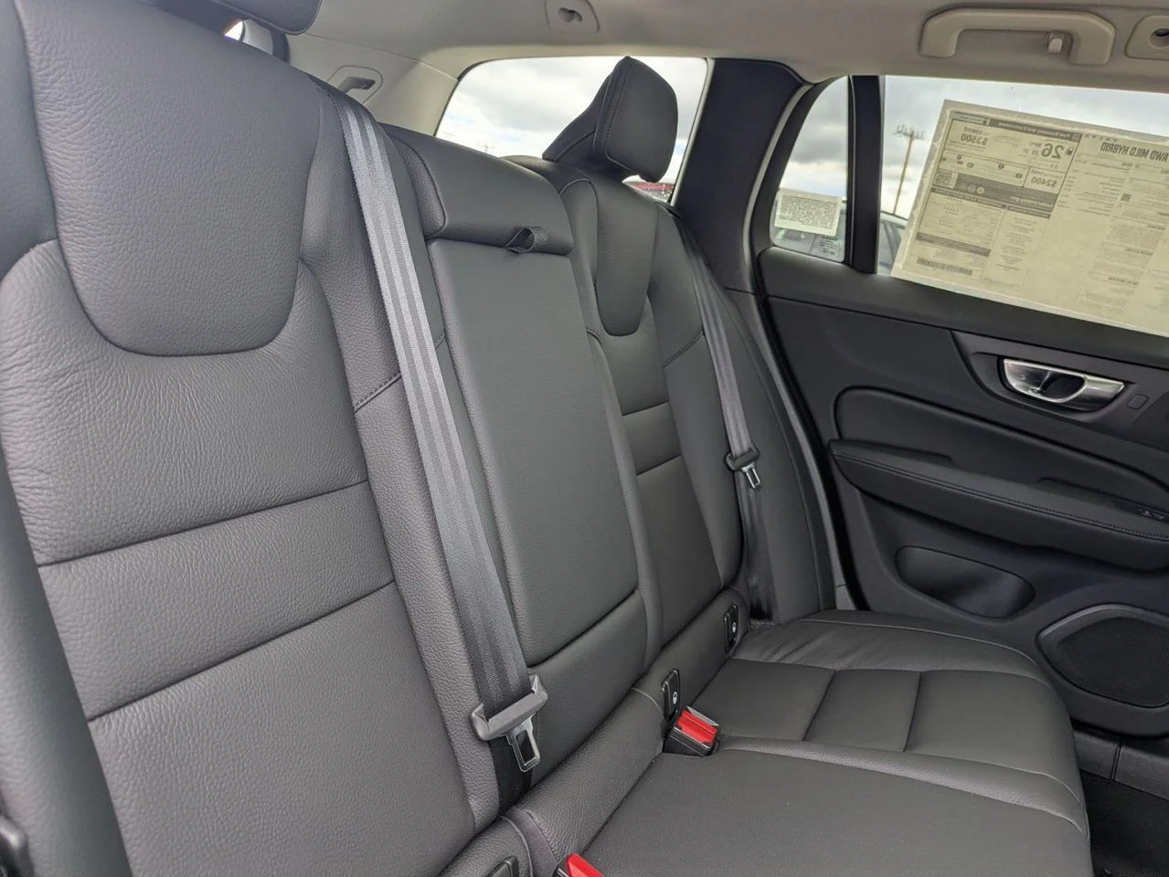 2026 Volvo V60 Cross Country Plus - Photo 13