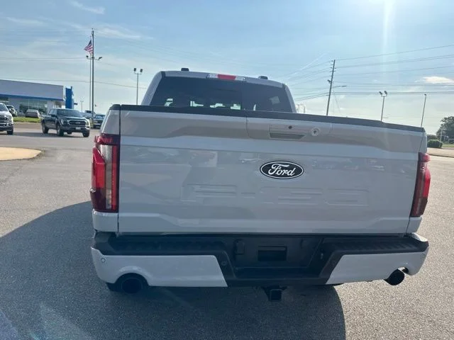New 2026 Avalanche Ford Lariat® image 25