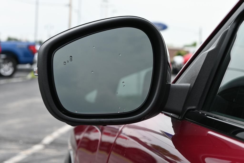 Used 2025 Magenta Ford Premium image 15