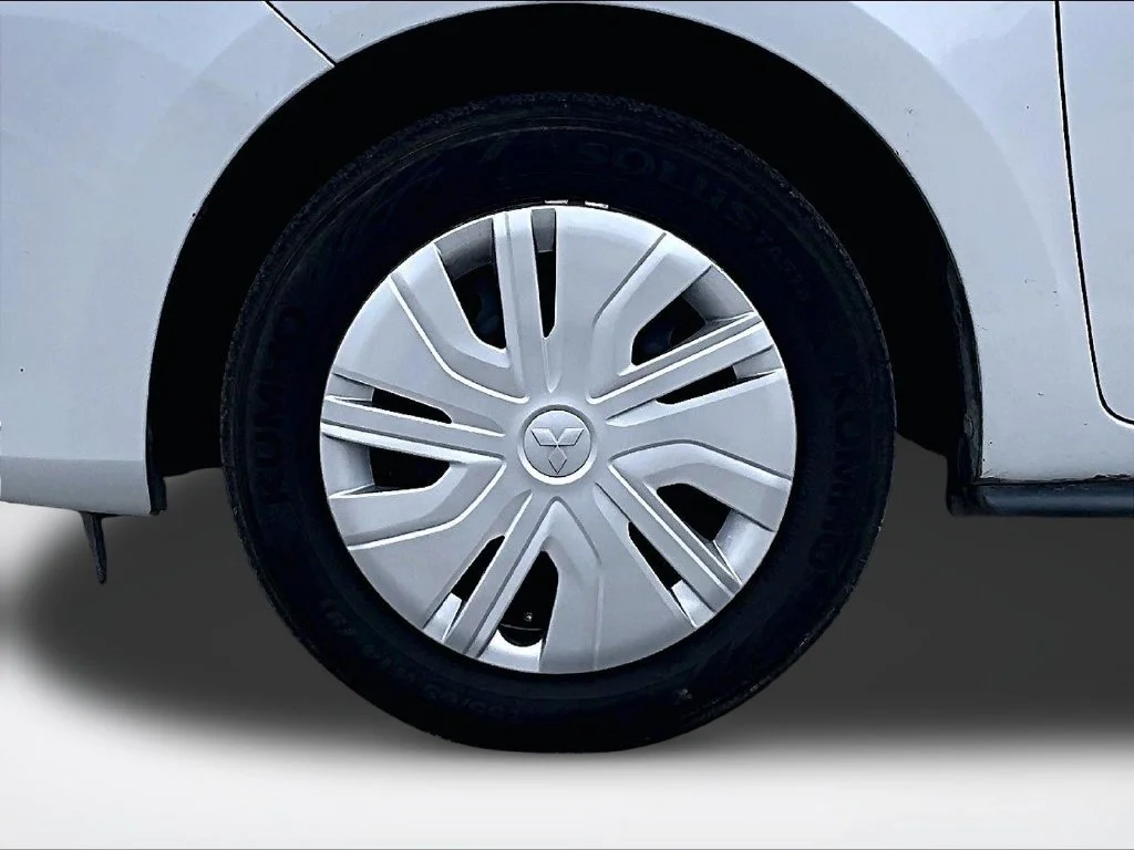 Used 2024 Red Mitsubishi ES image 10