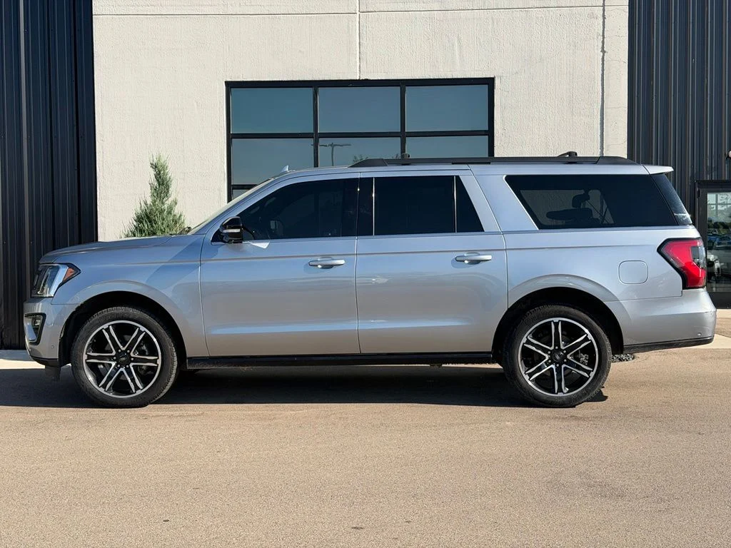 Used 2020 Silver Ford Limited image 2