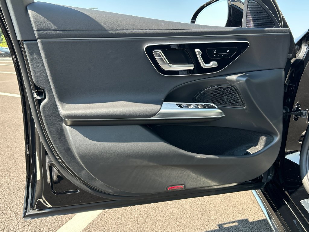 New 2026 Black Mercedes-Benz E 350 image 47