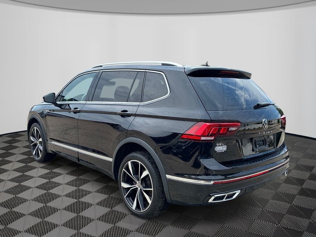 Used 2024  Volkswagen 2.0T SEL R-Line image 5