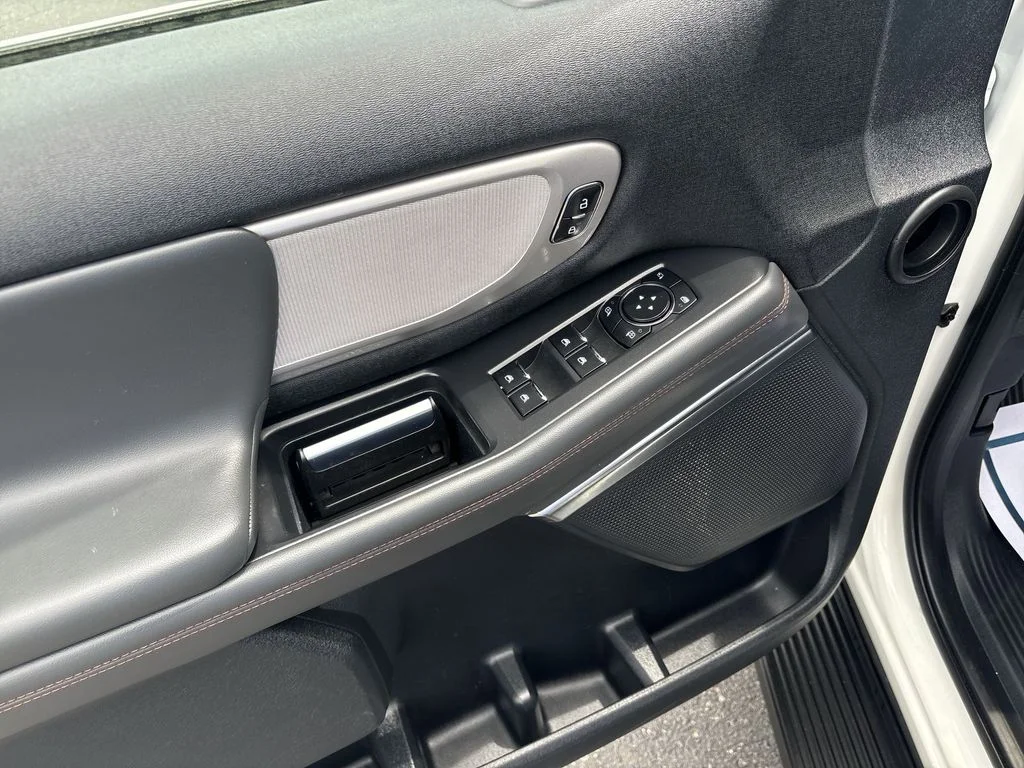 Used 2025 White Ford Active image 15