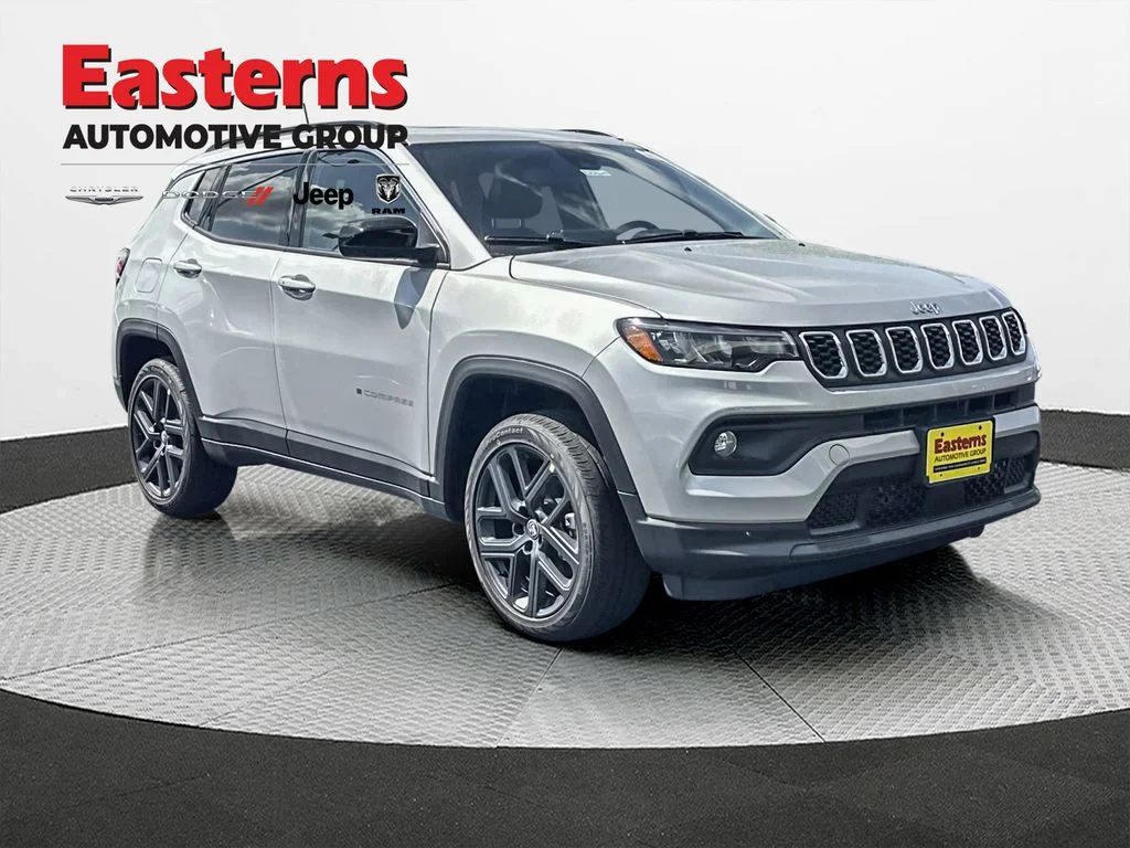 New 2026 Silver Zynith Metallic Clear-Coat Exterior Paint Jeep Latitude image 4