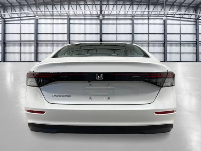 New 2026 Platinum White Pearl Honda SE image 4