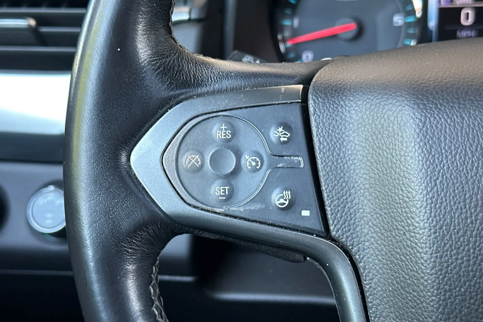 2019 Chevrolet Suburban Premier - Photo 28