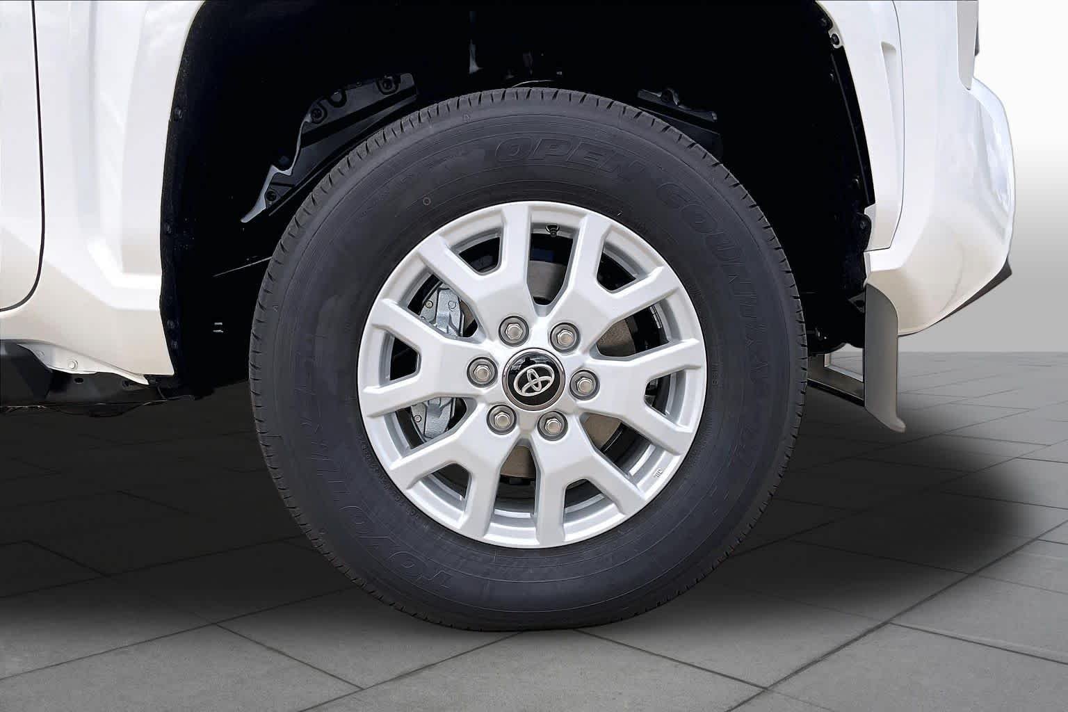 New 2026 Ice Cap Toyota SR5 image 12