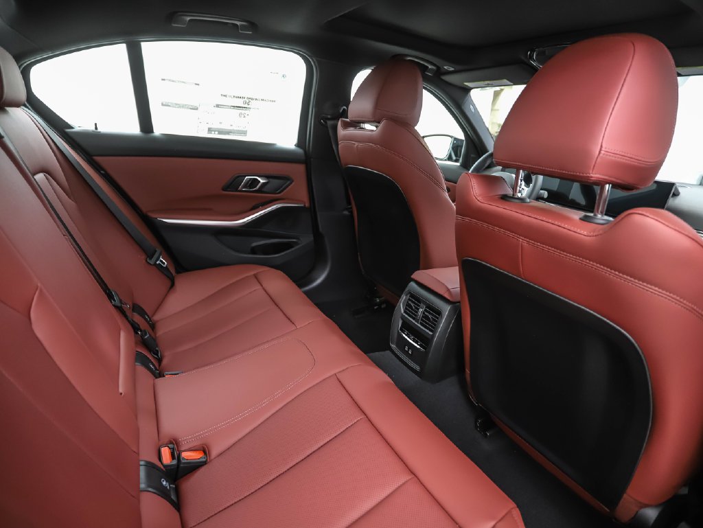 New 2026 Black Sapphire Metallic BMW M340i xDrive image 26