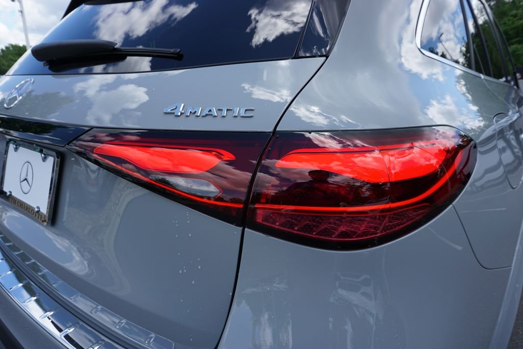 2025 Mercedes-Benz GLC Base - Photo 14