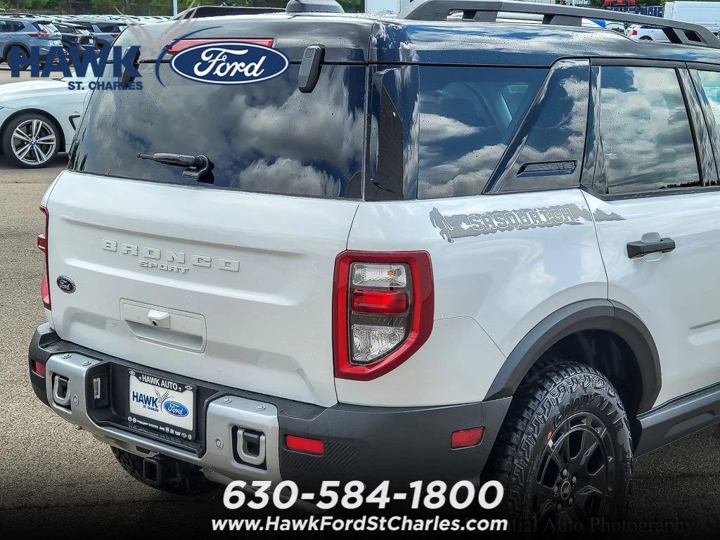 New 2025 Oxford White Ford Outer Banks® image 5