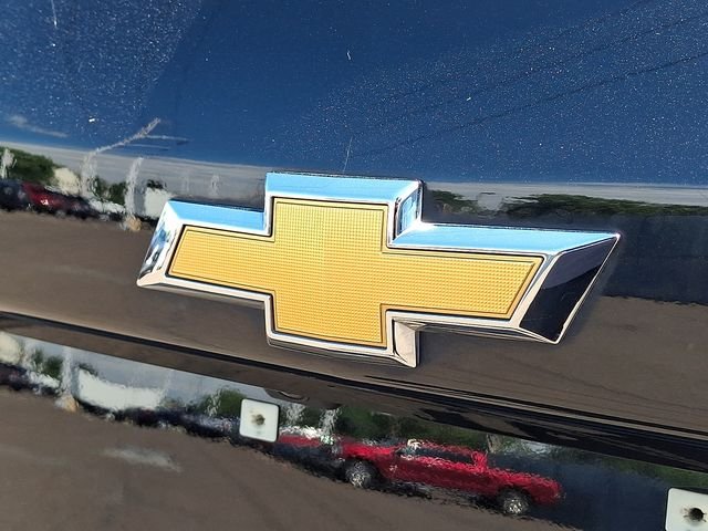 Certified Used 2022 Mosaic Black Metallic Chevrolet LT image 29