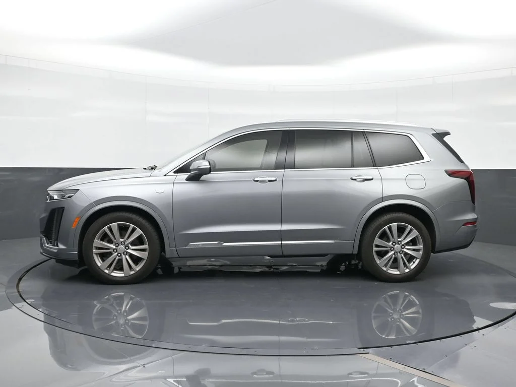 Used 2024 Silver Cadillac Premium Luxury image 3