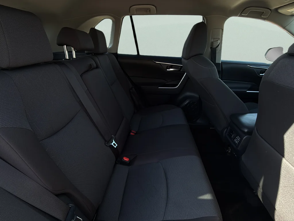 Used 2025 Silver Sky Metallic Toyota XLE image 22