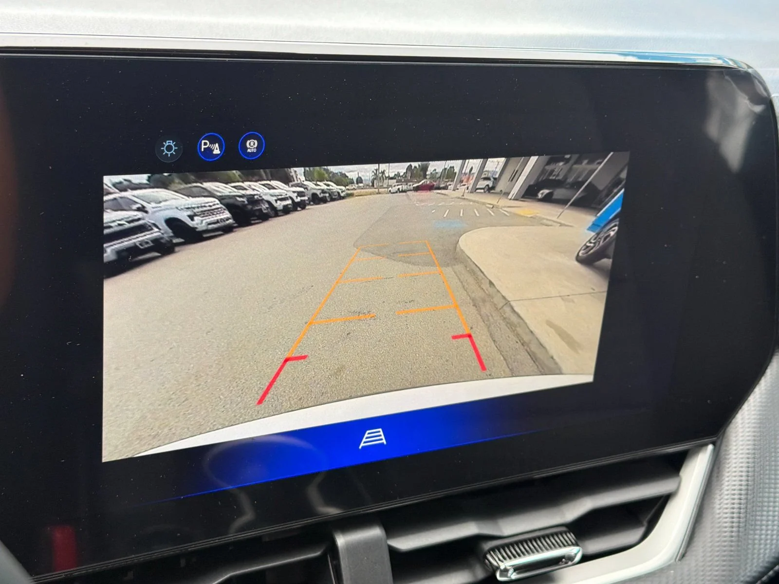 2027 Chevrolet Equinox LT - Photo 19