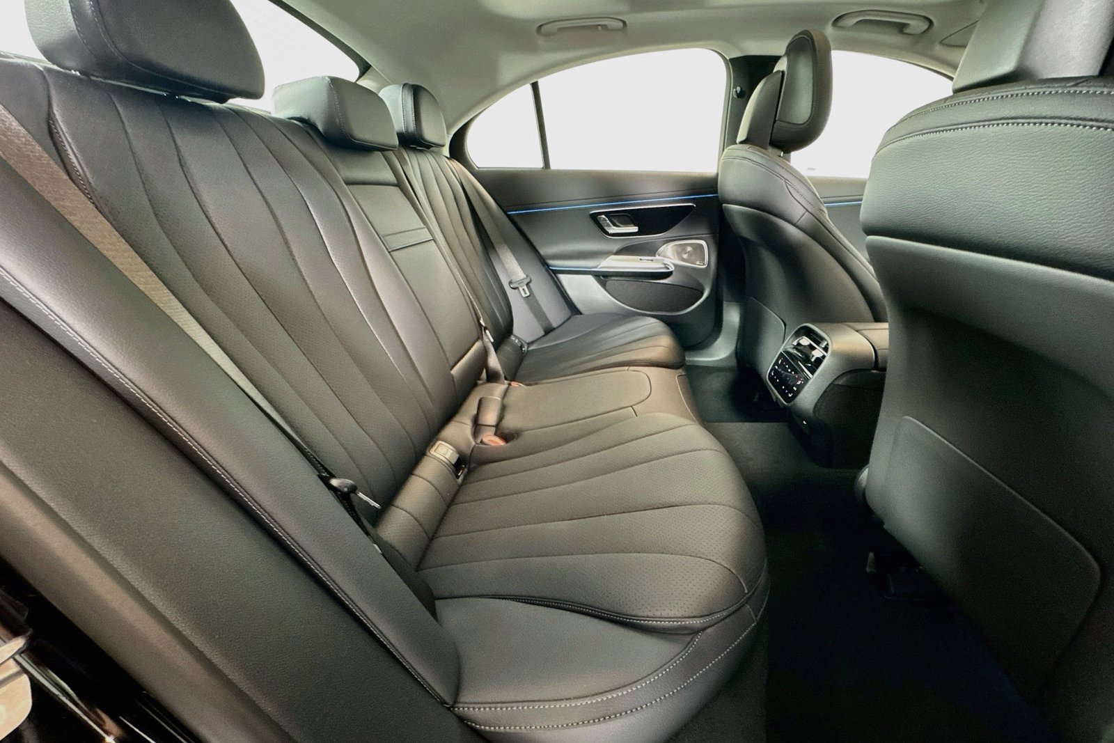 New 2026 Black Mercedes-Benz E 350 image 25