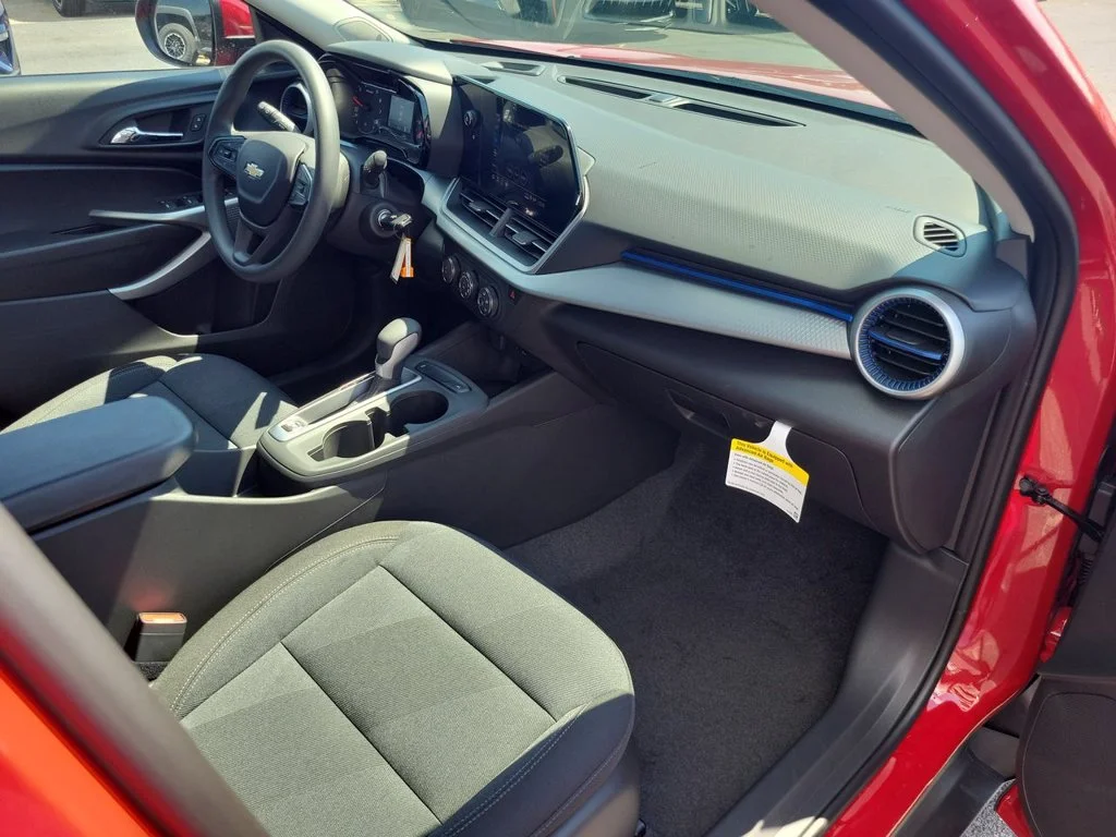2026 Chevrolet Trax LS - Photo 27