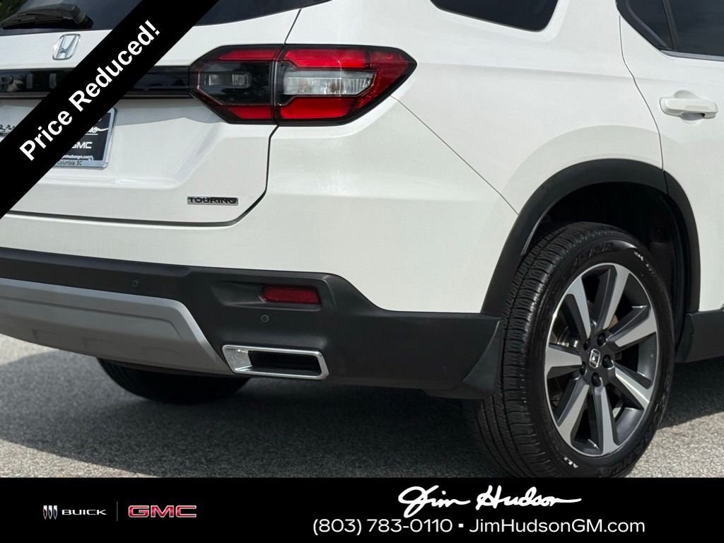 Used 2023  Honda Touring image 16