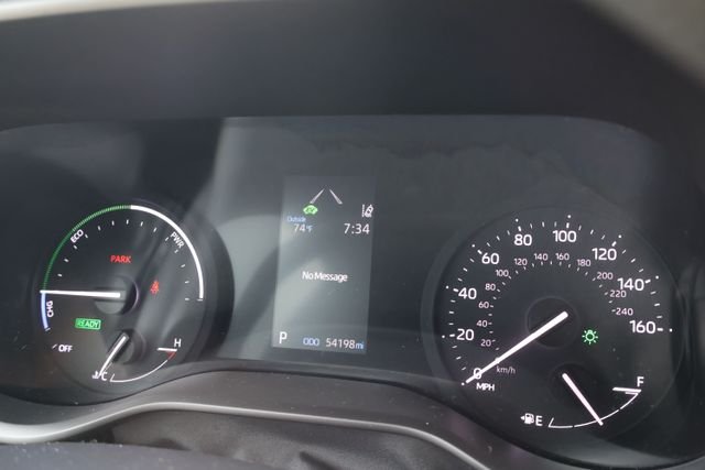 Used 2022 Brown Toyota LE image 17