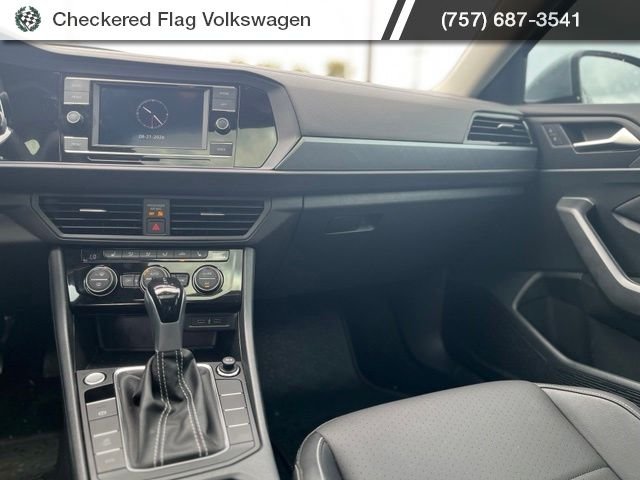 Used 2023 Pyrite Silver Metallic Volkswagen 1.5T SE image 32