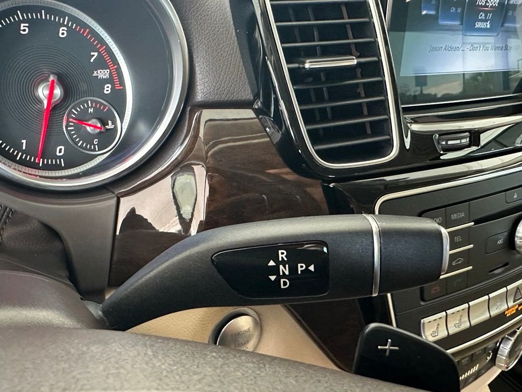 Used 2018 White Mercedes-Benz GLE 350 image 21