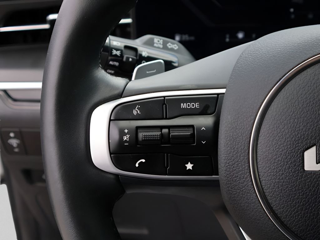 Used 2026 Wolf Gray Kia GT image 31
