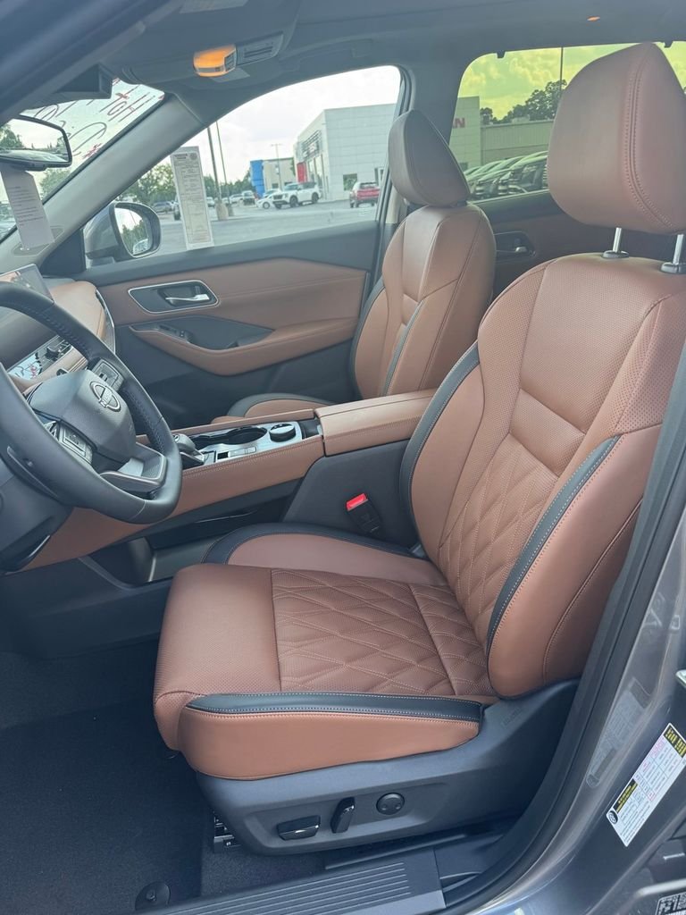 New 2026 Gun Metallic Nissan Platinum image 10