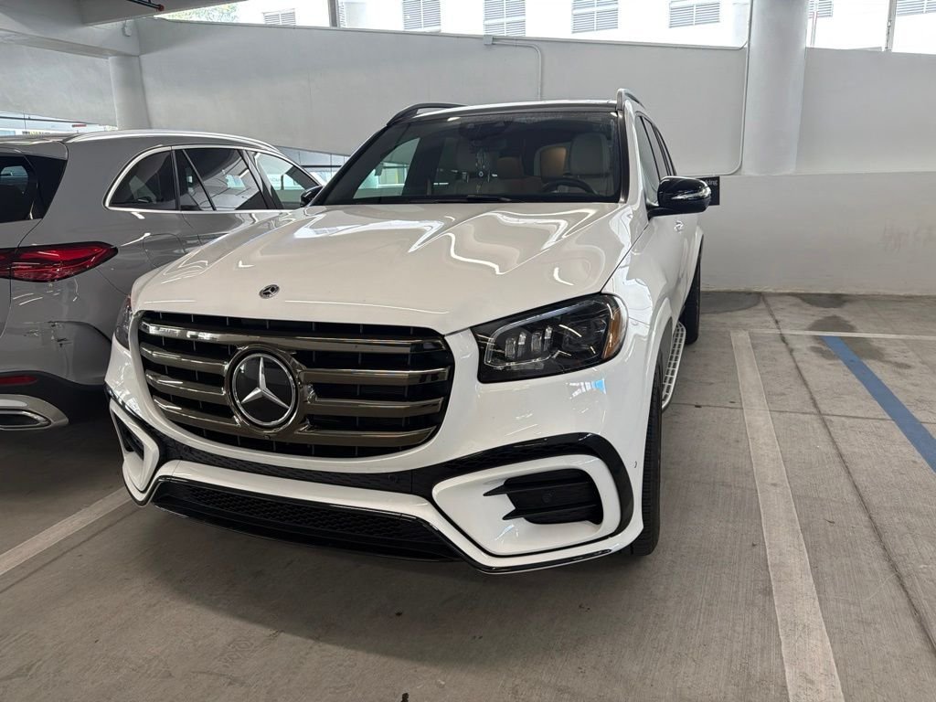 Used 2025 White Mercedes-Benz GLS 450 image 2