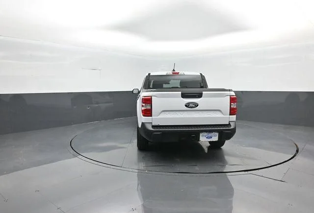 New 2026 Oxford White Ford XLT image 6