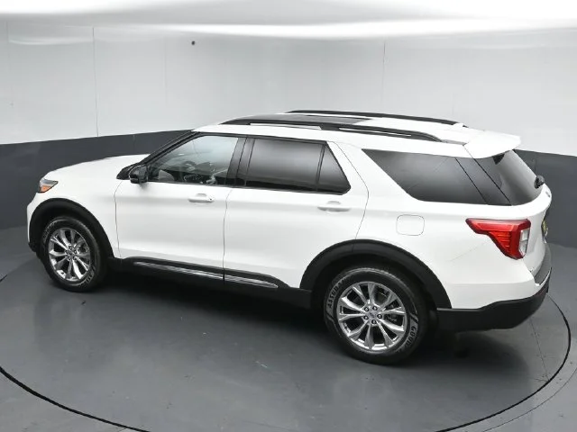 Certified Used 2024 Star White Ford XLT image 49