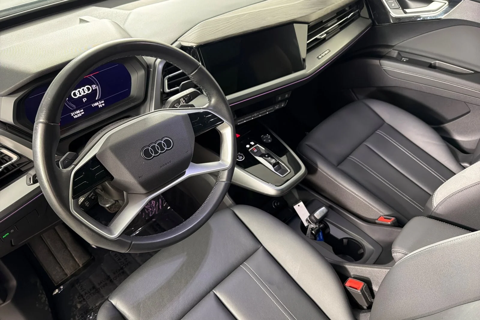 Used 2023 Glacier White Metallic Audi Premium Plus 50 quattro image 9