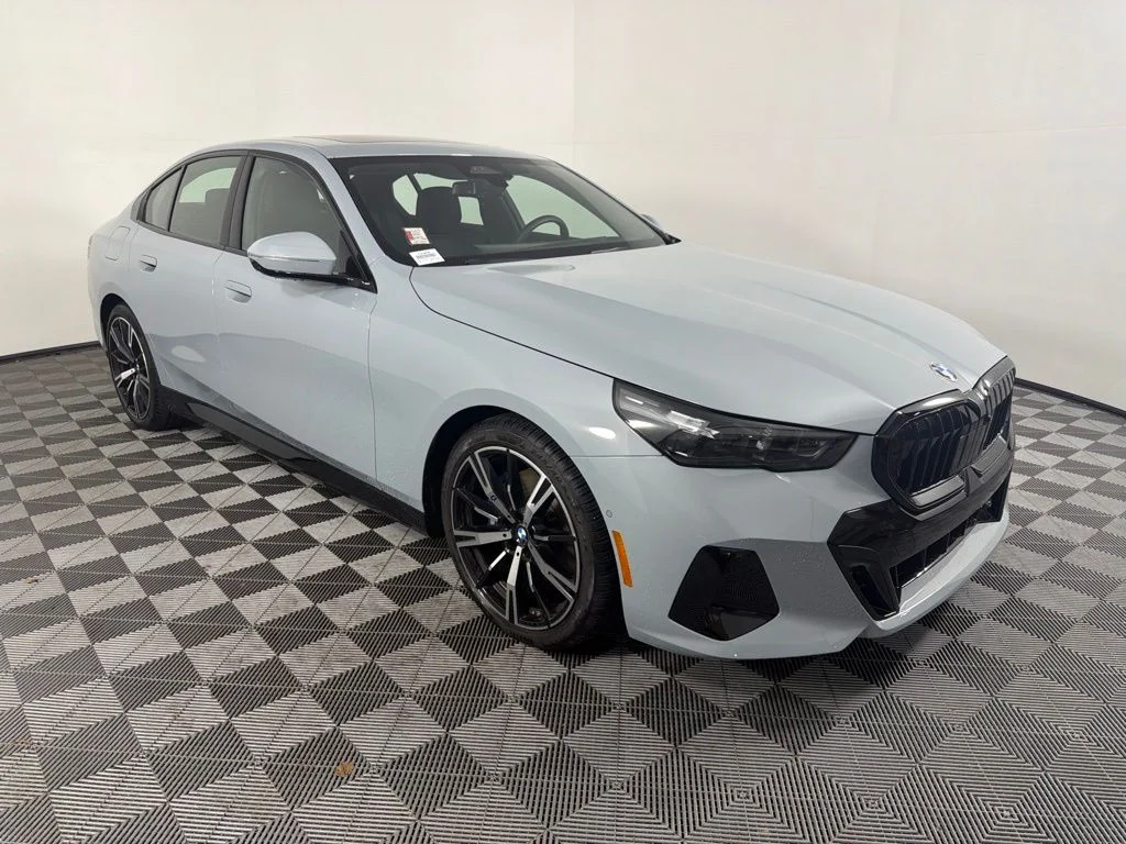 Used 2026 Brooklyn Grey Metallic BMW 530i xDrive image 3