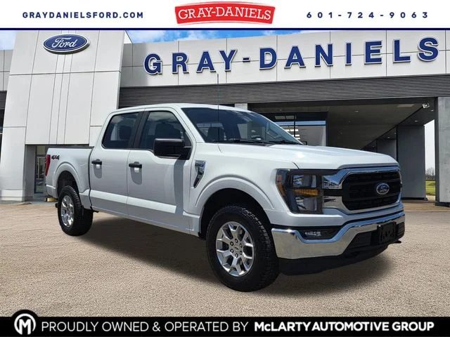 Used 2023 Oxford White Ford XLT image 1