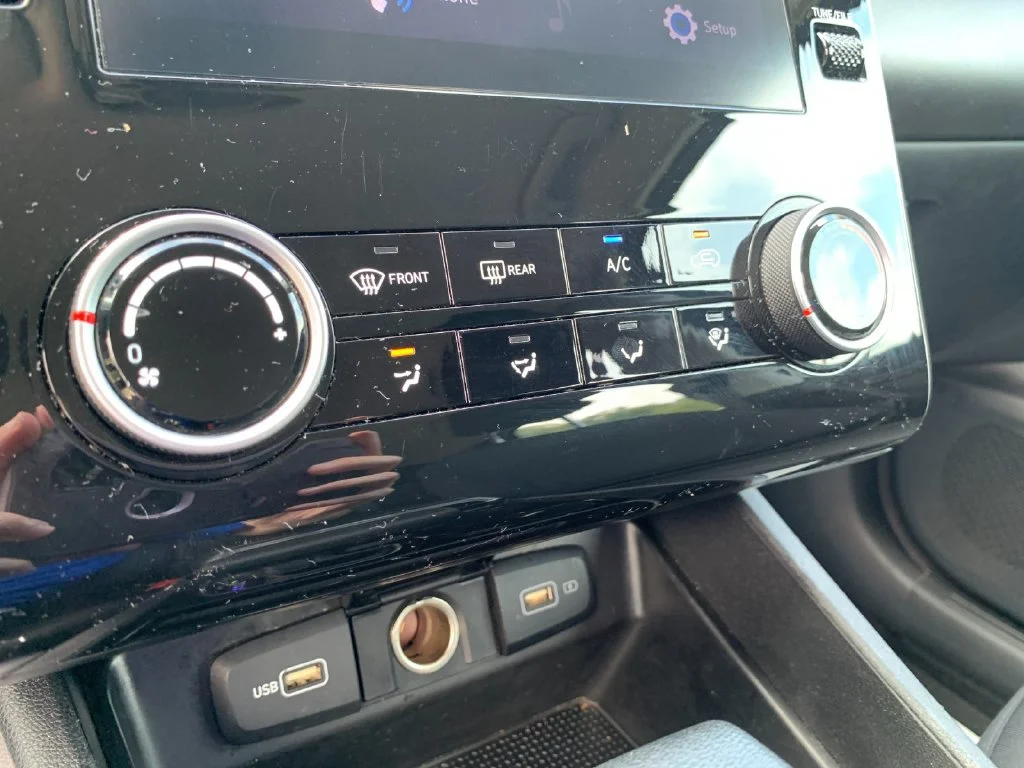 Used 2024 Gray Hyundai SE image 23