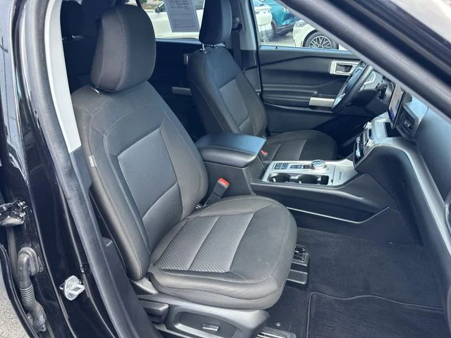 Used 2022 Black Ford XLT image 25