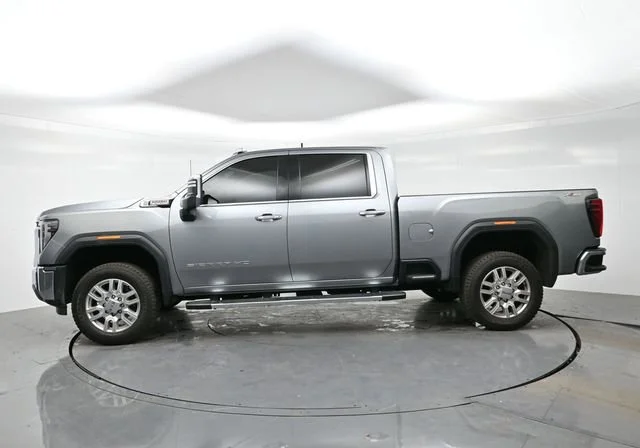 Used 2024 Sterling Metallic GMC SLT image 4